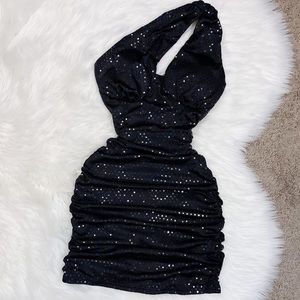 Sequin mini-dress 🖤 Available in S, M, L,